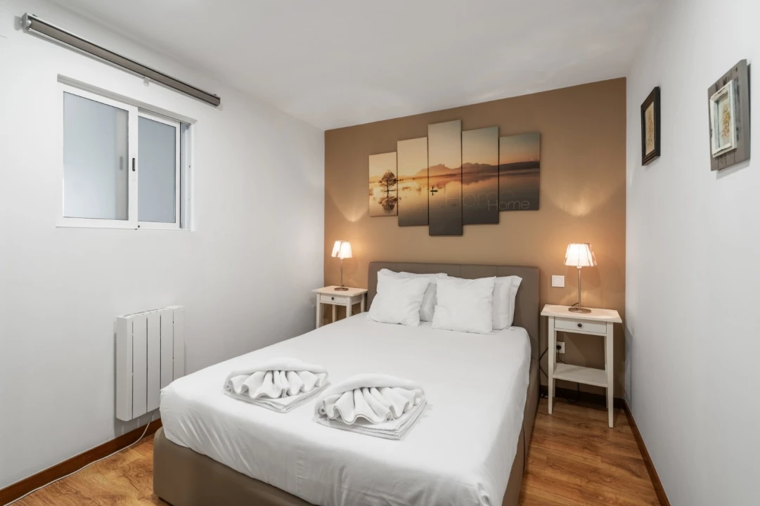Apartamento T2 para Arrendamento férias em Braga (Maximinos, Sé e Cividade) Foto 1