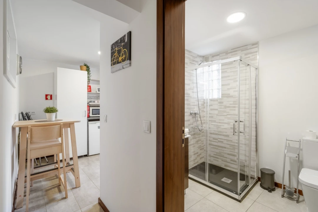 Apartamento T2 para Arrendamento férias em Braga (Maximinos, Sé e Cividade) Foto 7