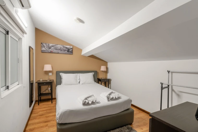 Apartamento T1 para Arrendamento férias em Braga (Maximinos, Sé e Cividade) Foto 2