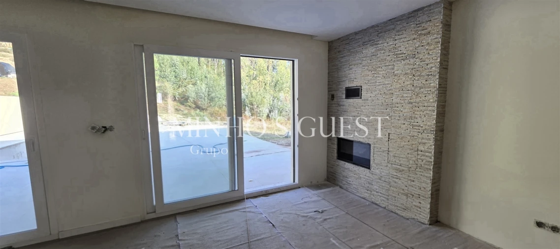 Moradia T3 para Venda em Espinho Foto 8