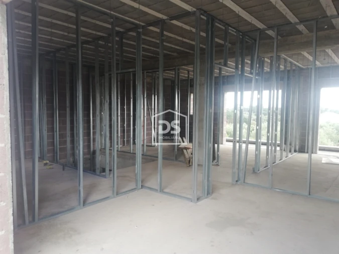 Moradia T4 para Venda em Seiça Foto 10