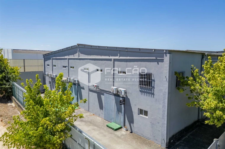 Armazém para Arrendamento em Romeira e Várzea Foto 11