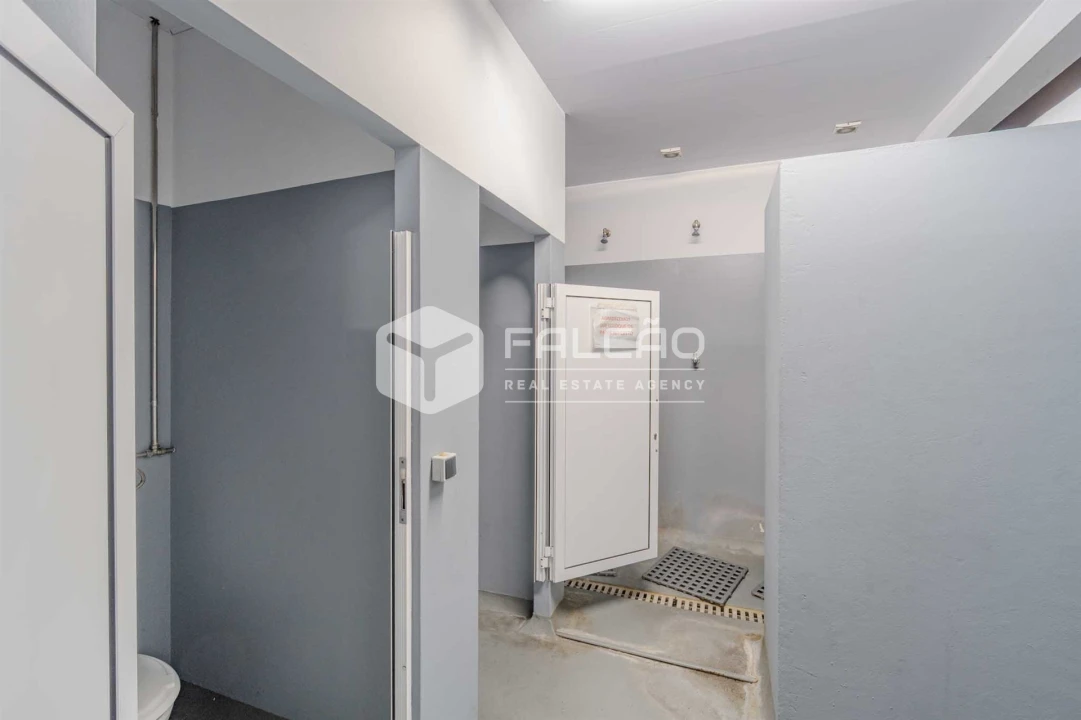 Armazém para Arrendamento em Romeira e Várzea Foto 18