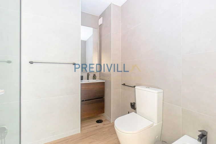 Apartamento T1 para Arrendamento em Perafita, Lavra e Santa Cruz do Bispo Foto 17