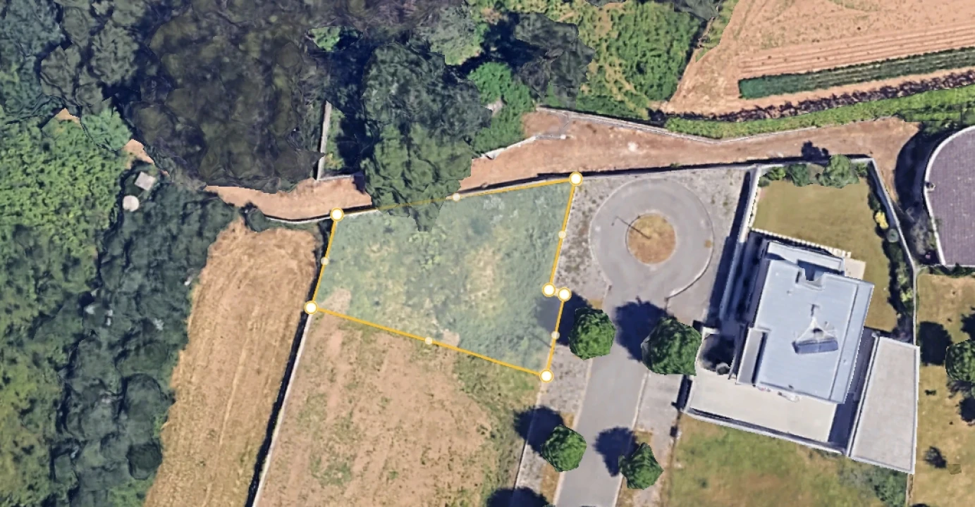 Terreno para Venda em Vila de Cucujães Foto 7