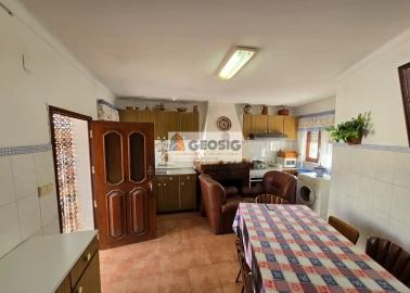 Moradia T2 para Venda em Santa Barbara de Padrões