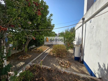 Moradia T2 para Venda em Santa Barbara de Padrões