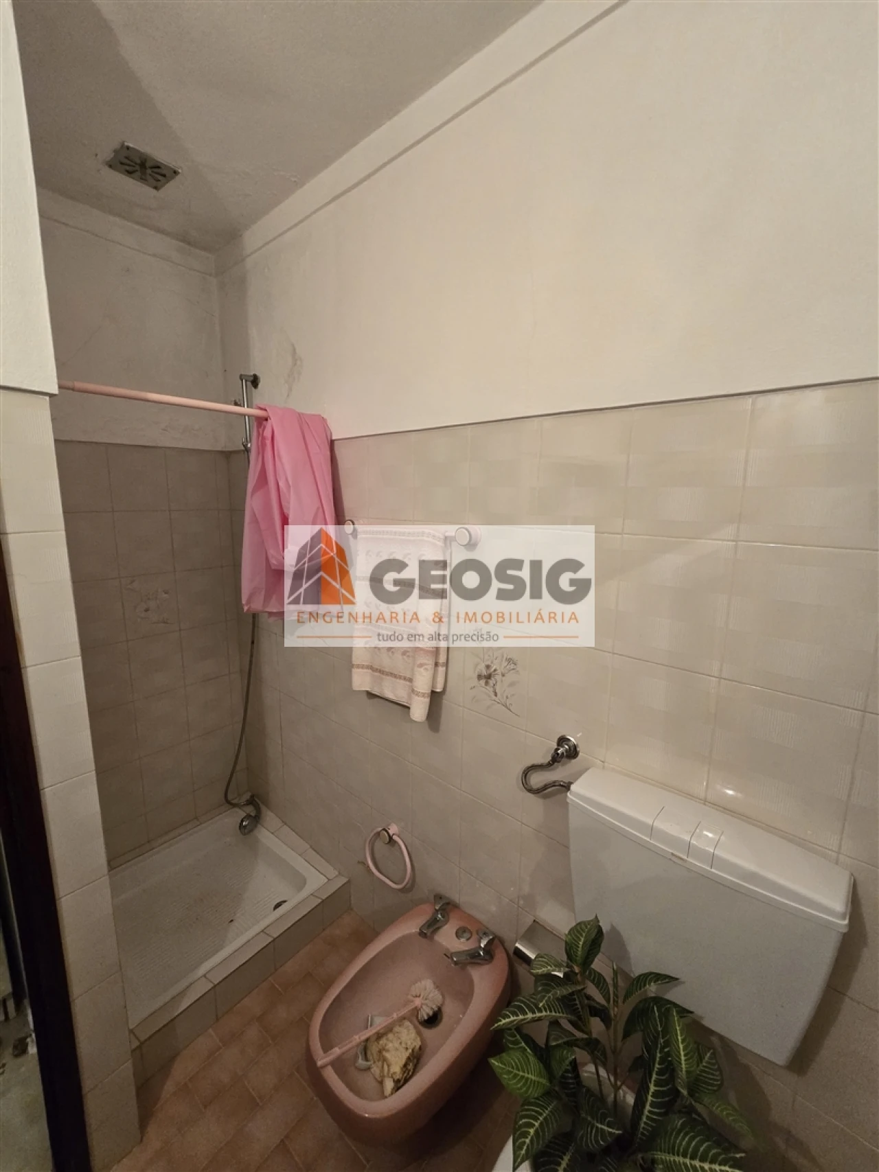 Moradia T2 para Venda em Santa Barbara de Padrões Foto 10