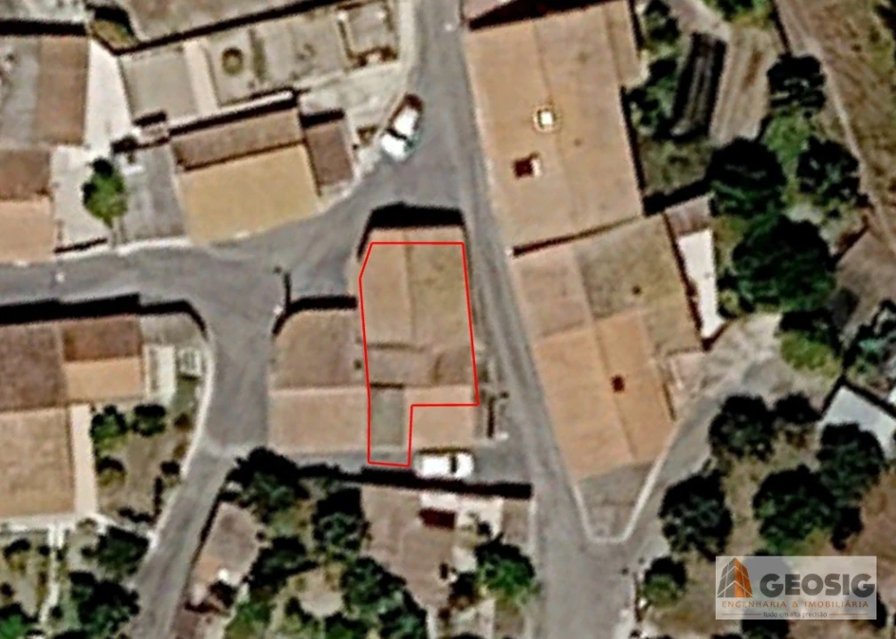 Moradia T2 para Venda em Santa Barbara de Padrões Foto 2