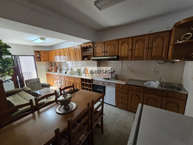 Moradia T2 para Venda em Santa Barbara de Padrões Foto 5