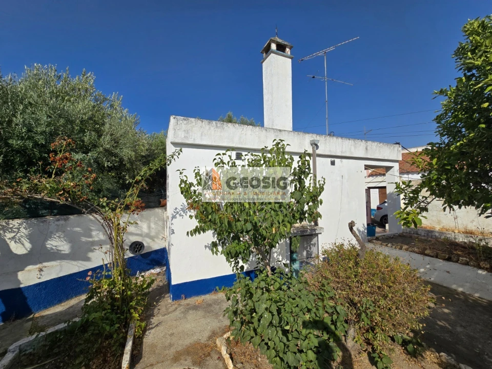 Moradia T2 para Venda em Santa Barbara de Padrões Foto 41