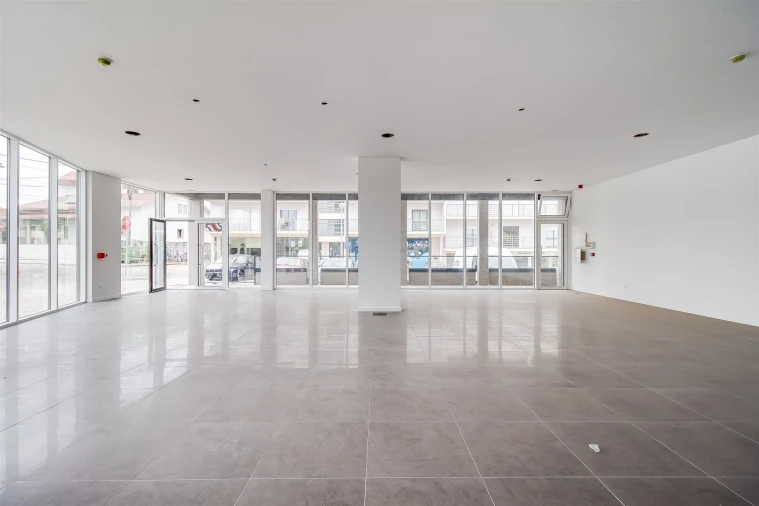 Loja para Venda em Meirinhas Foto 14