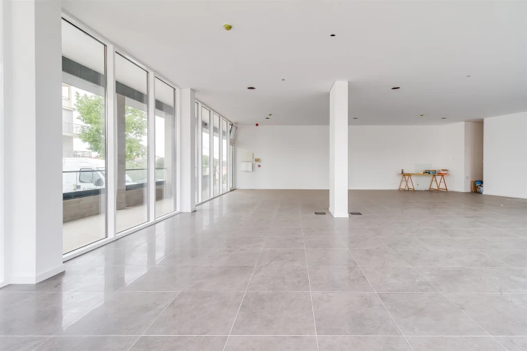 Loja para Venda em Meirinhas Foto 11