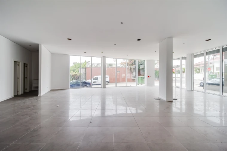 Loja para Venda em Meirinhas Foto 19