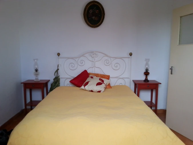 Moradia T2 para Venda em Abela Foto 13