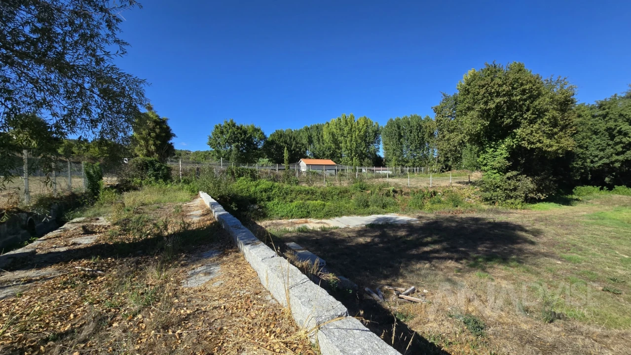 Quinta T3 para Venda em Fragosela Foto 16