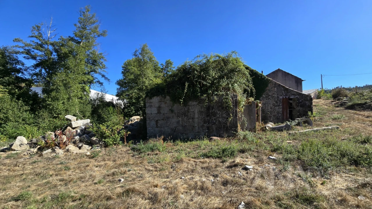 Quinta T3 para Venda em Fragosela Foto 24