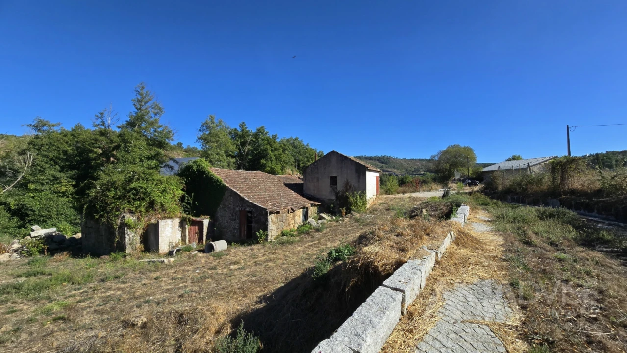 Quinta T3 para Venda em Fragosela Foto 15