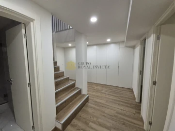 Apartamento T2 para Venda em Cedofeita, Santo Ildefonso, Sé, Miragaia, São Nicolau e Vitória