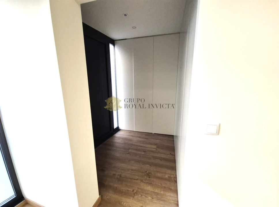 Apartamento T2 para Venda em Cedofeita, Santo Ildefonso, Sé, Miragaia, São Nicolau e Vitória Foto 15