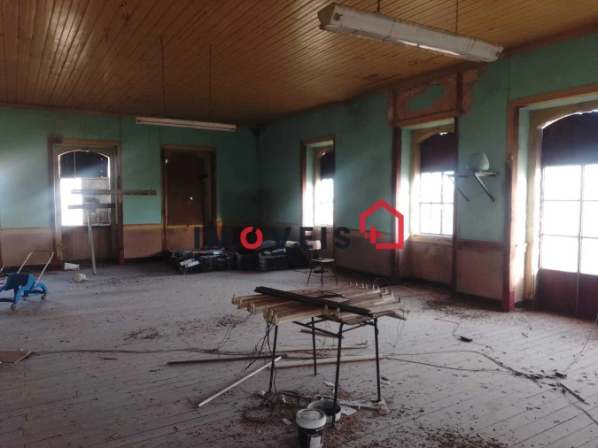 Loja para Venda em Alcanhões Foto 7