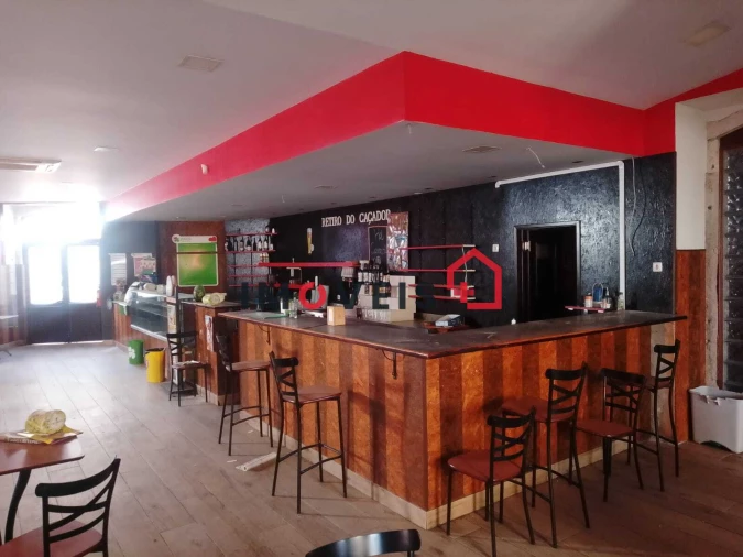 Loja para Venda em Alcanhões Foto 10