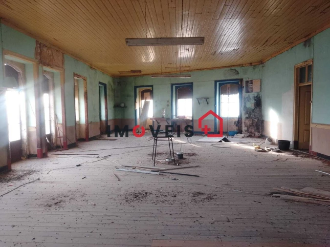 Loja para Venda em Alcanhões Foto 5