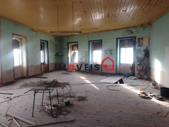 Loja para Venda em Alcanhões Foto 8