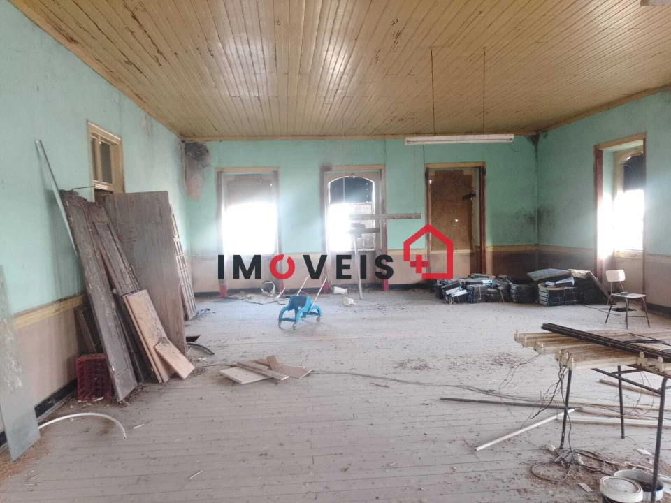 Loja para Venda em Alcanhões Foto 9