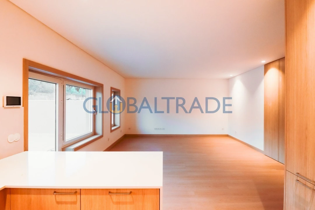 Apartamento T2 para Venda em Fânzeres e São Pedro da Cova Foto 5