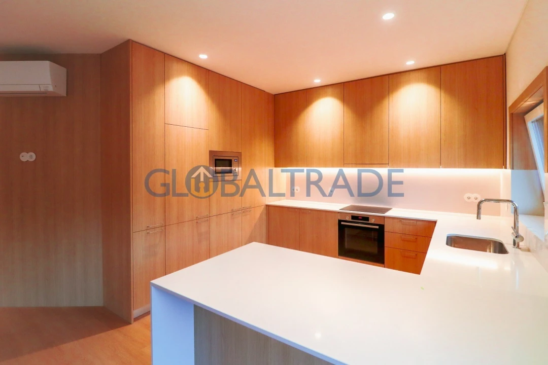 Apartamento T2 para Venda em Fânzeres e São Pedro da Cova Foto 7