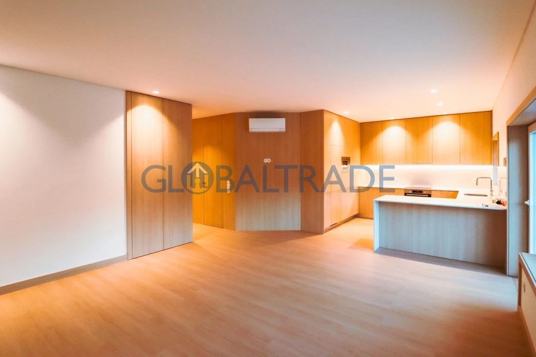 Apartamento T2 para Venda em Fânzeres e São Pedro da Cova Foto 1