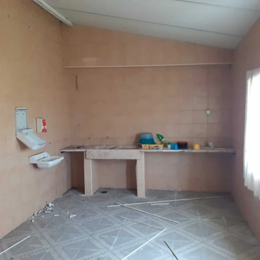 Armazém para Venda em Alcanhões Foto 9