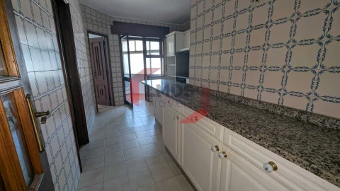 Apartamento T3 para Venda em Ermesinde