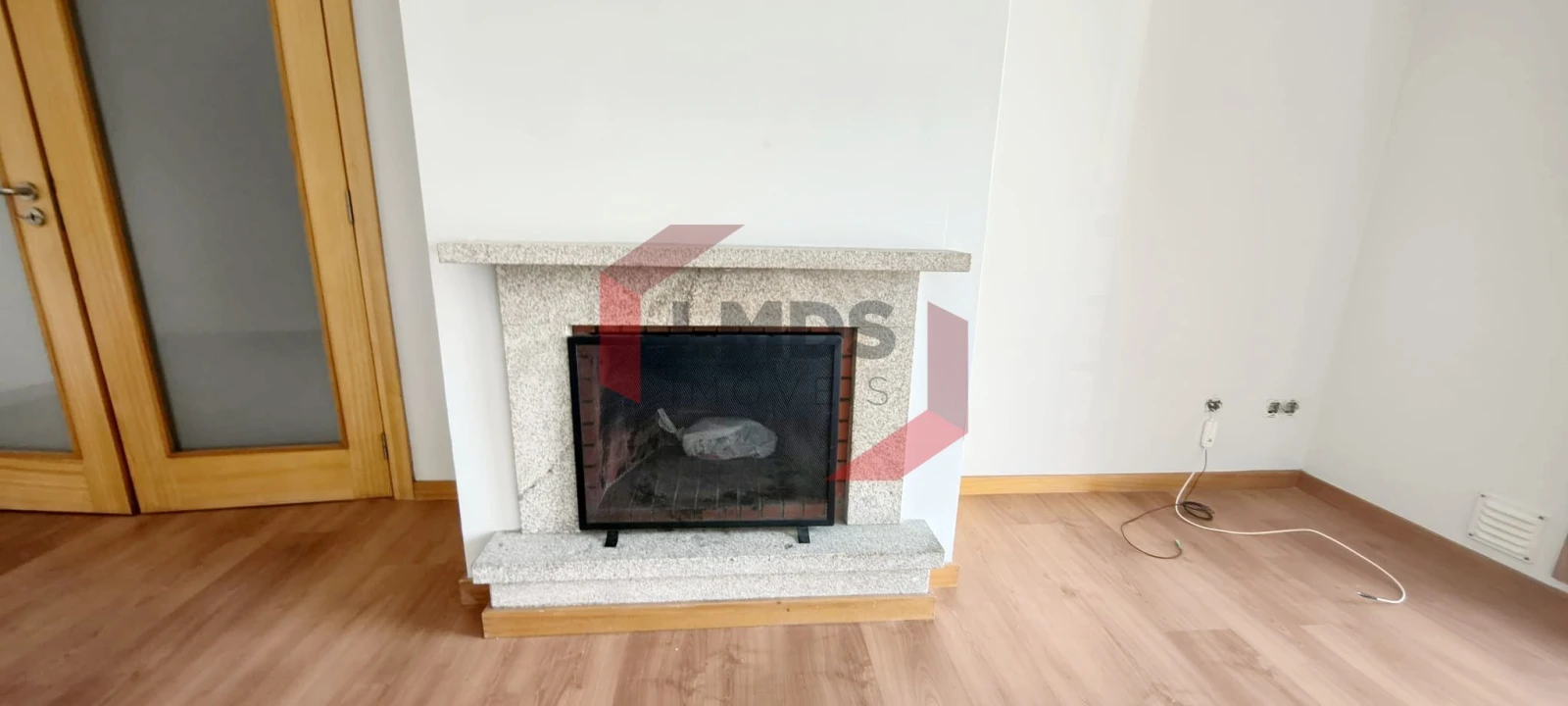 Apartamento T2 para Venda em Canelas Foto 6