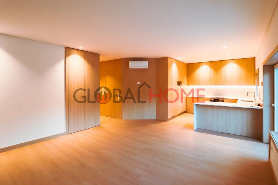 Apartamento T2 para Venda em Fânzeres e São Pedro da Cova Foto 1