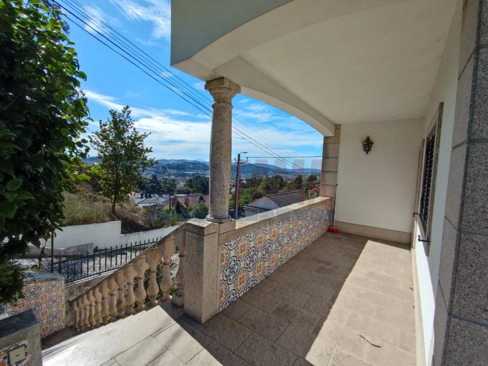 Moradia T3 para Venda em Joane Foto 2