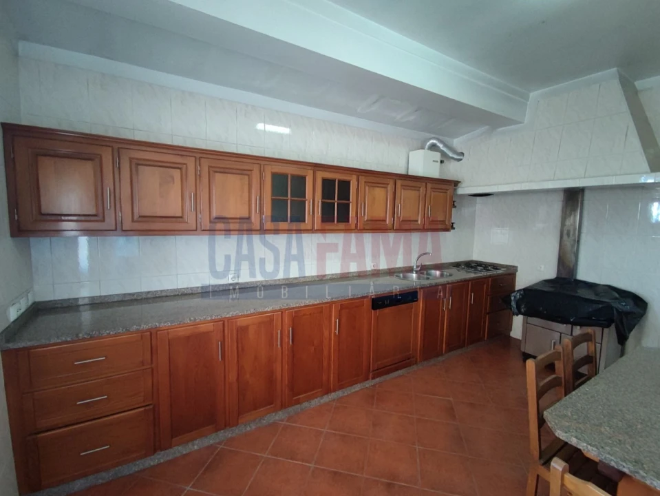 Moradia T3 para Venda em Joane Foto 34