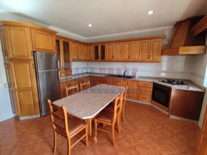 Moradia T3 para Venda em Joane Foto 7