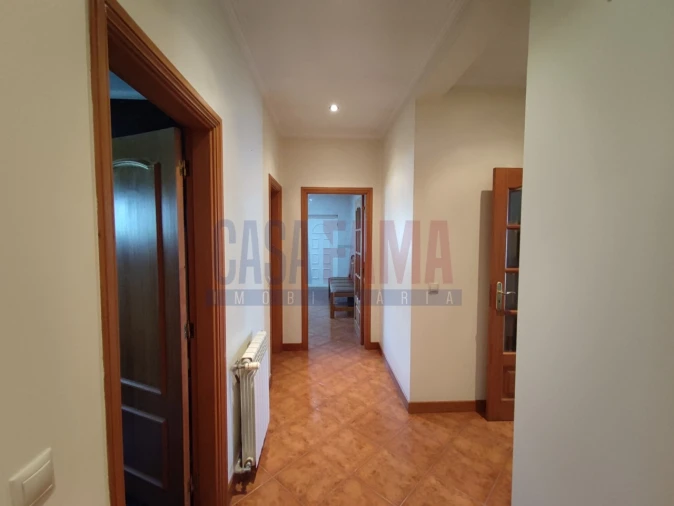 Moradia T3 para Venda em Joane Foto 9