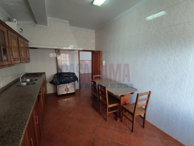 Moradia T3 para Venda em Joane Foto 33