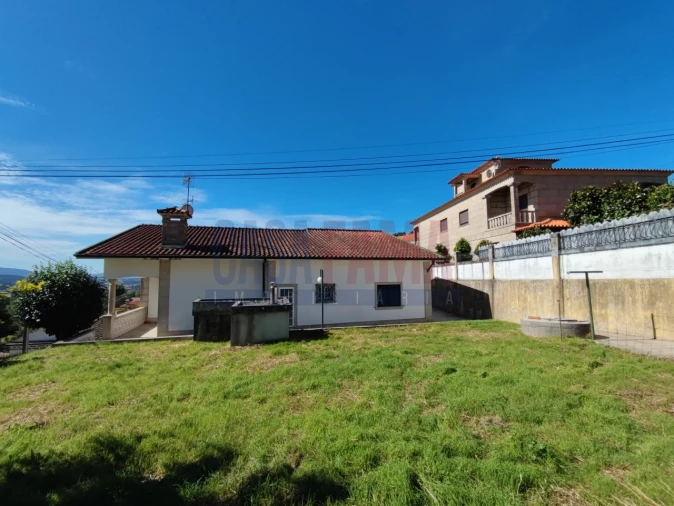 Moradia T3 para Venda em Joane Foto 38