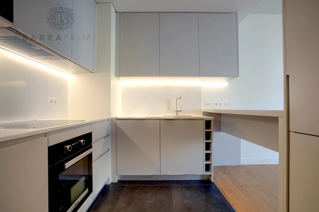 Apartamento T1 para Venda em Quarteira Foto 7