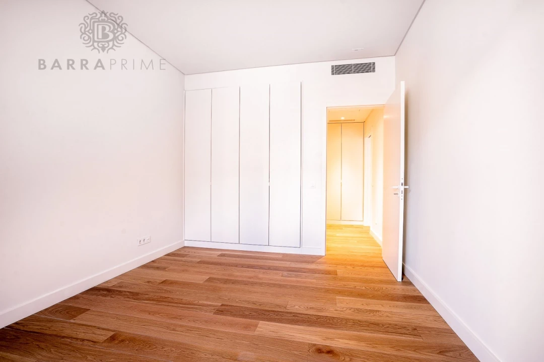 Apartamento T1 para Venda em Quarteira Foto 17