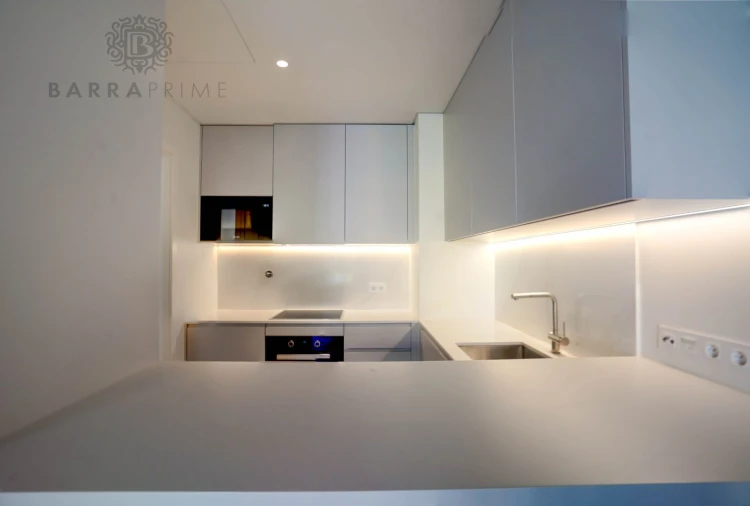 Apartamento T1 para Venda em Quarteira Foto 10