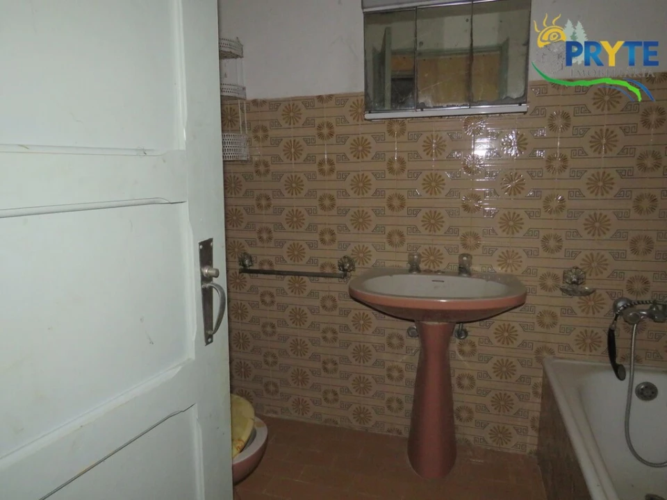 Moradia T3 para Venda em Sertã Foto 8