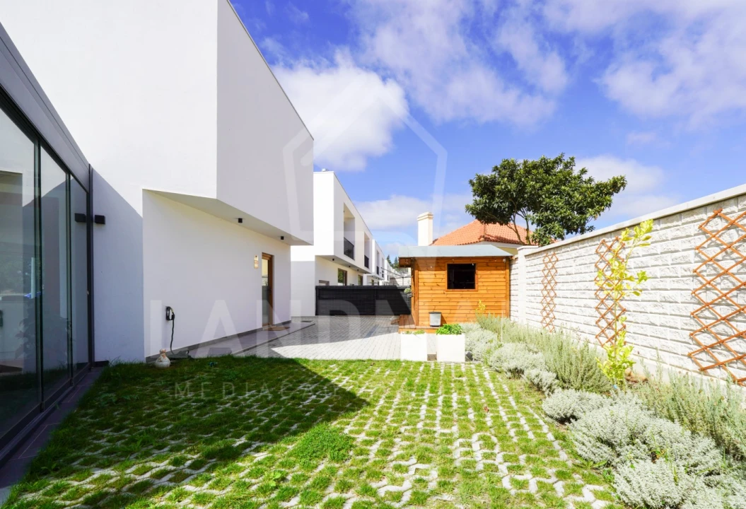 Moradia T3 para Venda em Benedita Foto 28