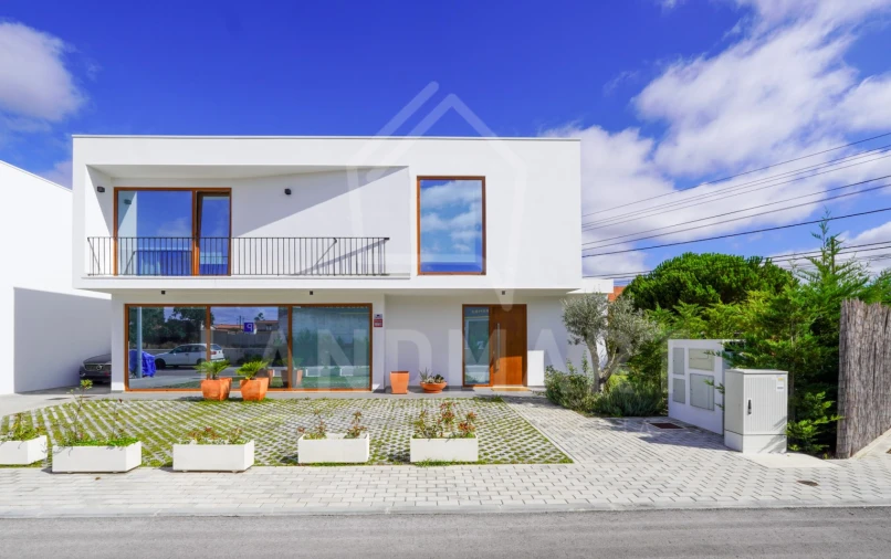 Moradia T3 para Venda em Benedita Foto 22