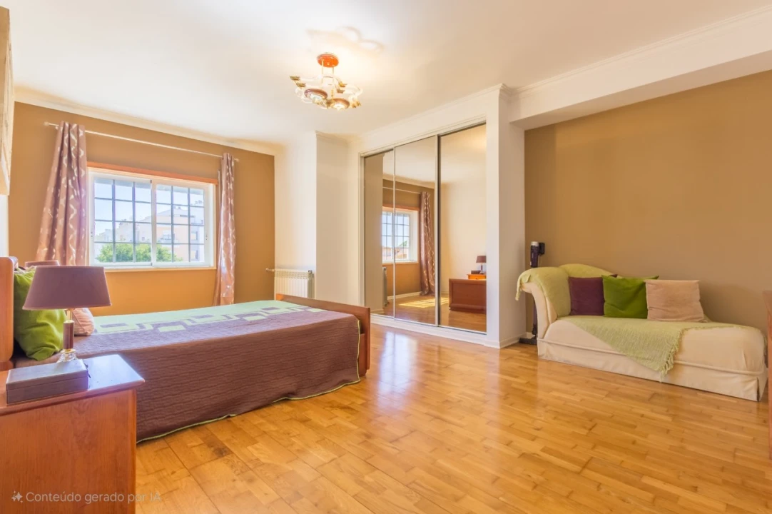 Apartamento T4 para Venda em Seixal, Arrentela e Aldeia de Paio Pires Foto 17