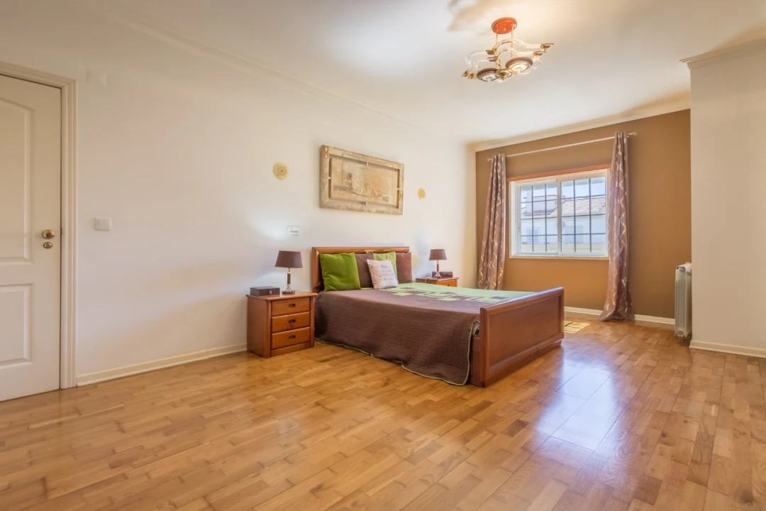 Apartamento T4 para Venda em Seixal, Arrentela e Aldeia de Paio Pires Foto 18